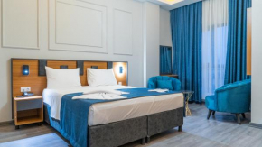 GRAND MOON HOTEL